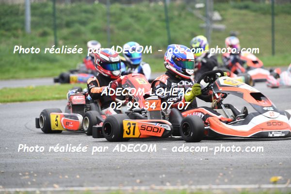 http://v2.adecom-photo.com/images//4.KARTING/2024/CHAMPIONNAT_DE_LIGUE_LOHEAC_2024/ROTAX/FAVRIS_Mathis/79A_2433.JPG