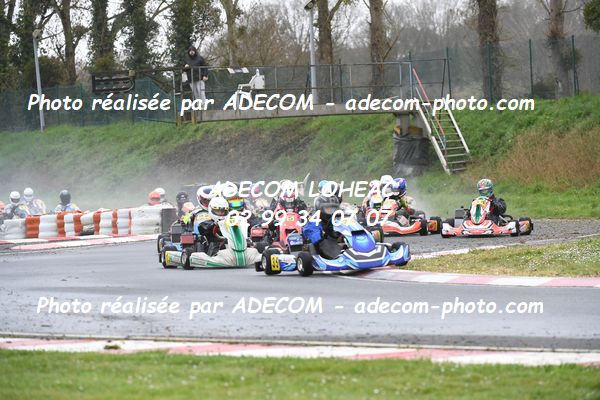 http://v2.adecom-photo.com/images//4.KARTING/2024/CHAMPIONNAT_DE_LIGUE_LOHEAC_2024/ROTAX/FERRE_Killian/79A_1627.JPG