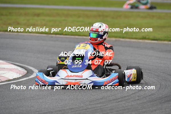 http://v2.adecom-photo.com/images//4.KARTING/2024/CHAMPIONNAT_DE_LIGUE_LOHEAC_2024/ROTAX/LATTUADA_Tiani/79A_1398.JPG