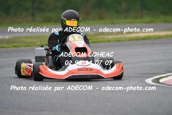 http://v2.adecom-photo.com/images//4.KARTING/2024/CHAMPIONNAT_DE_LIGUE_LOHEAC_2024/ROTAX/LESSERTEUR_Adam/70A_8005.JPG