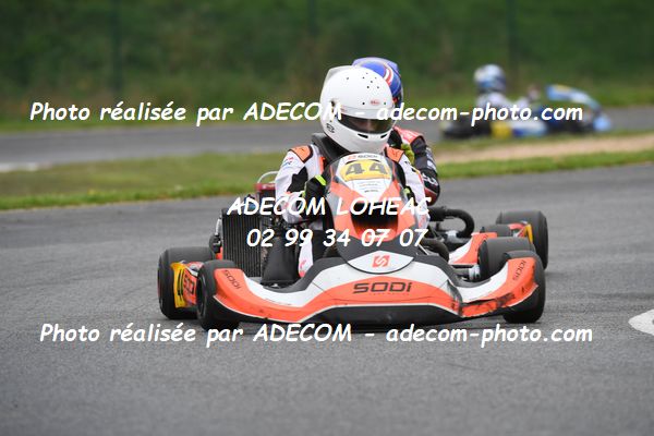 http://v2.adecom-photo.com/images//4.KARTING/2024/CHAMPIONNAT_DE_LIGUE_LOHEAC_2024/ROTAX/MOURET_Kehau/70A_8292.JPG