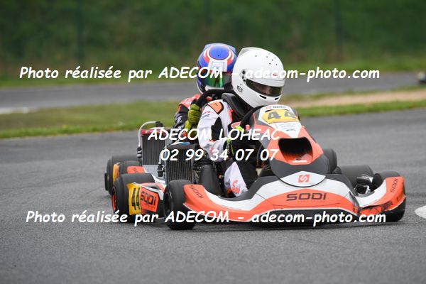 http://v2.adecom-photo.com/images//4.KARTING/2024/CHAMPIONNAT_DE_LIGUE_LOHEAC_2024/ROTAX/MOURET_Kehau/70A_8293.JPG