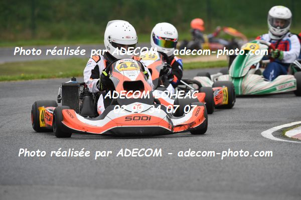 http://v2.adecom-photo.com/images//4.KARTING/2024/CHAMPIONNAT_DE_LIGUE_LOHEAC_2024/ROTAX/MOURET_Kehau/70A_8318.JPG