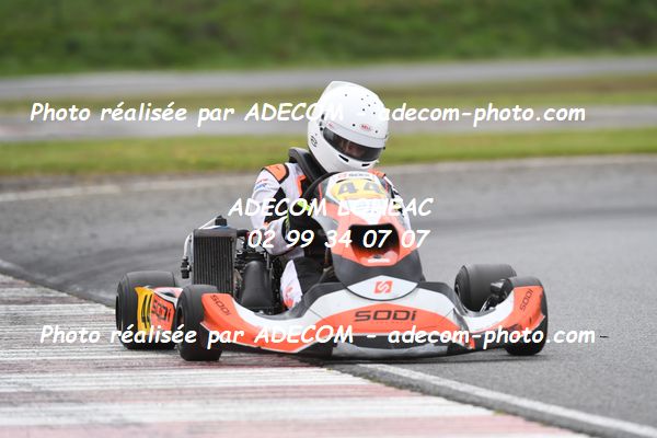 http://v2.adecom-photo.com/images//4.KARTING/2024/CHAMPIONNAT_DE_LIGUE_LOHEAC_2024/ROTAX/MOURET_Kehau/79A_0754.JPG