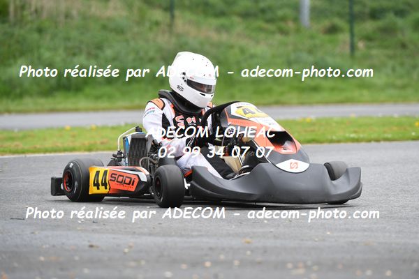 http://v2.adecom-photo.com/images//4.KARTING/2024/CHAMPIONNAT_DE_LIGUE_LOHEAC_2024/ROTAX/MOURET_Kehau/79A_2441.JPG