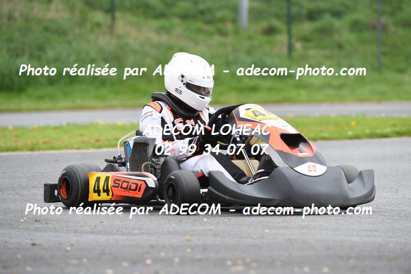 http://v2.adecom-photo.com/images//4.KARTING/2024/CHAMPIONNAT_DE_LIGUE_LOHEAC_2024/ROTAX/MOURET_Kehau/79A_2442.JPG