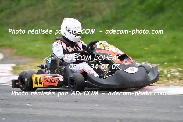 http://v2.adecom-photo.com/images//4.KARTING/2024/CHAMPIONNAT_DE_LIGUE_LOHEAC_2024/ROTAX/MOURET_Kehau/79A_2452.JPG