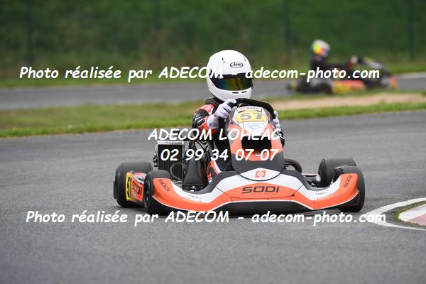 http://v2.adecom-photo.com/images//4.KARTING/2024/CHAMPIONNAT_DE_LIGUE_LOHEAC_2024/ROTAX/STORKSEN_Alexis/70A_8310.JPG