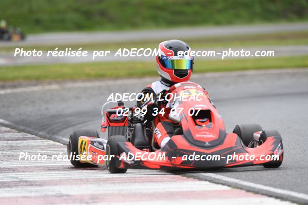 http://v2.adecom-photo.com/images//4.KARTING/2024/CHAMPIONNAT_DE_LIGUE_LOHEAC_2024/ROTAX/TERROITIN_Louis/79A_0701.JPG