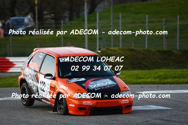 http://v2.adecom-photo.com/images//5.RALLYE/2019/RALLYE_LOHEAC_2019/MORINEAU_Samuel_AMIOT_Nicolas/27A_3164.JPG