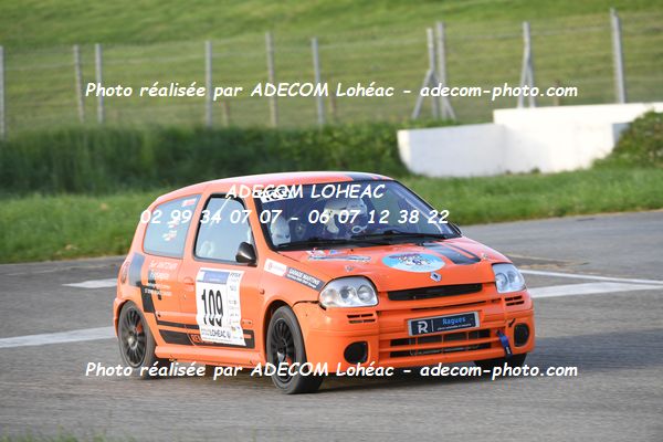 http://v2.adecom-photo.com/images//5.RALLYE/2024/1_RALLYE_LOHEAC_2025/HARIVEL_Dany_DINZTNER_Kevin/45A_9608.JPG