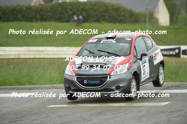 http://v2.adecom-photo.com/images//5.RALLYE/2024/RALLYE_DE_LOHEAC_2024/BARRE_Felix_BARRE_Simon/86A_8113.JPG