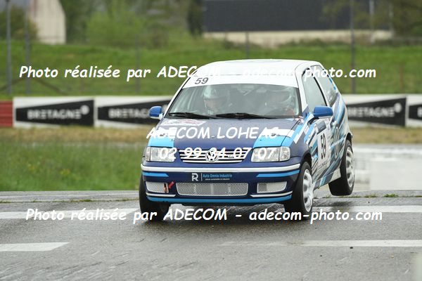 http://v2.adecom-photo.com/images//5.RALLYE/2024/RALLYE_DE_LOHEAC_2024/BARRE_Luc_BARRE_Perrine/86A_8242.JPG