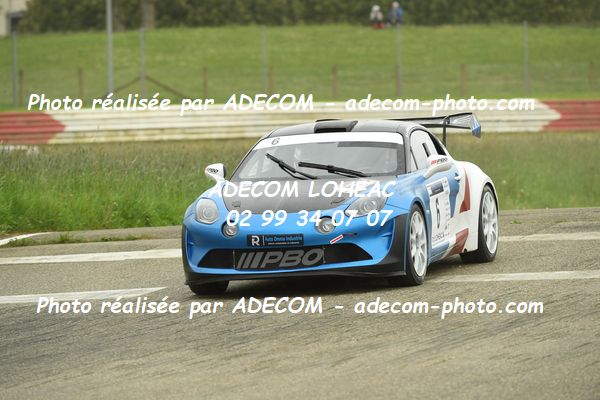 http://v2.adecom-photo.com/images//5.RALLYE/2024/RALLYE_DE_LOHEAC_2024/BORDAGARAY_Jeremy_RENAULT_Pierre/86A_7926.JPG