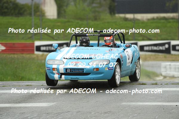 http://v2.adecom-photo.com/images//5.RALLYE/2024/RALLYE_DE_LOHEAC_2024/DANIEL_Franck_BOURSE_Romain/86A_8231.JPG