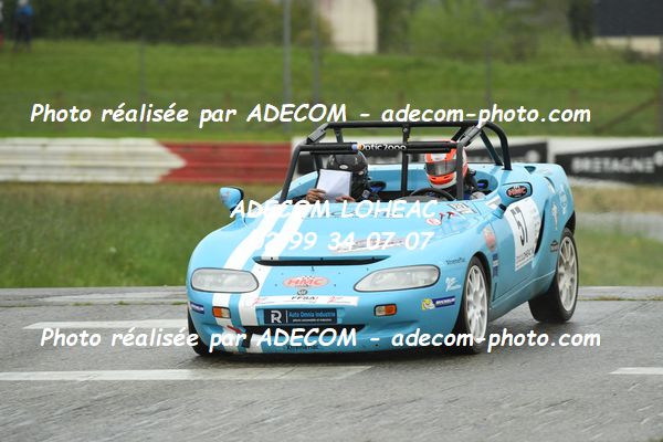 http://v2.adecom-photo.com/images//5.RALLYE/2024/RALLYE_DE_LOHEAC_2024/DANIEL_Franck_BOURSE_Romain/86A_8233.JPG