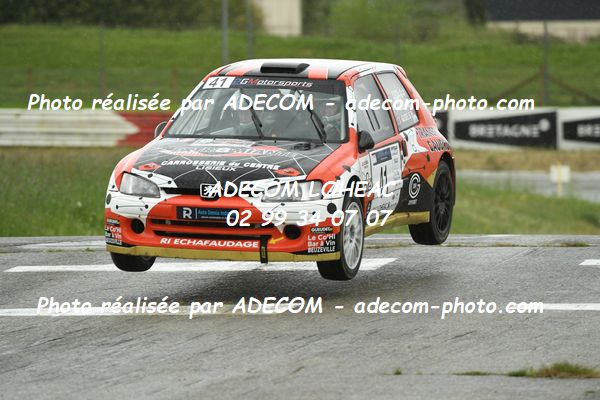 http://v2.adecom-photo.com/images//5.RALLYE/2024/RALLYE_DE_LOHEAC_2024/GLEDEL_Joel_GLEDEL_Sylvie/86A_8134.JPG