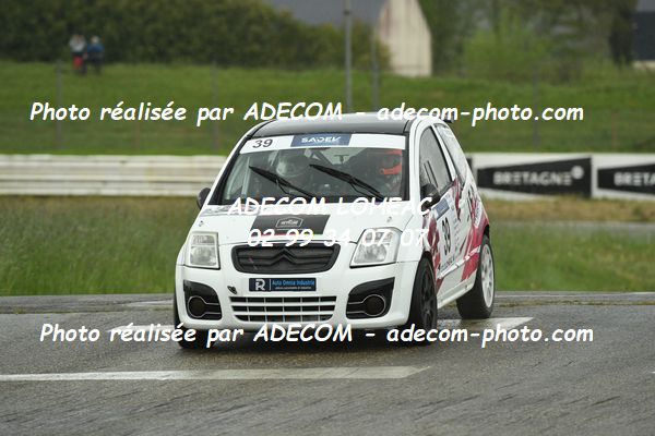 http://v2.adecom-photo.com/images//5.RALLYE/2024/RALLYE_DE_LOHEAC_2024/GUENEC_Romain_RICOU_Brice/86A_8124.JPG