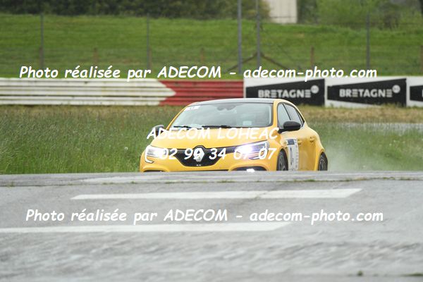 http://v2.adecom-photo.com/images//5.RALLYE/2024/RALLYE_DE_LOHEAC_2024/JAN_Anthony/86A_8324.JPG