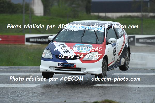 http://v2.adecom-photo.com/images//5.RALLYE/2024/RALLYE_DE_LOHEAC_2024/LOTON_Ferdinan_TKATCHENKO_Doreen/86A_8468.JPG