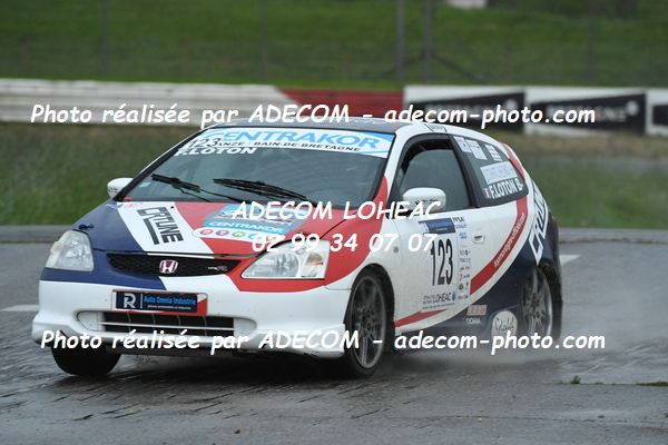 http://v2.adecom-photo.com/images//5.RALLYE/2024/RALLYE_DE_LOHEAC_2024/LOTON_Ferdinan_TKATCHENKO_Doreen/86A_8471.JPG