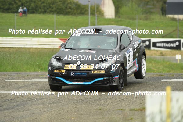 http://v2.adecom-photo.com/images//5.RALLYE/2024/RALLYE_DE_LOHEAC_2024/RAULT_Daniel_DROUOT_Janic/86A_8028.JPG