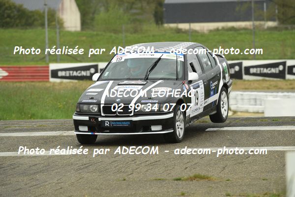 http://v2.adecom-photo.com/images//5.RALLYE/2024/RALLYE_DE_LOHEAC_2024/ROBINE_David_MARIE_Jeremy/86A_7996.JPG