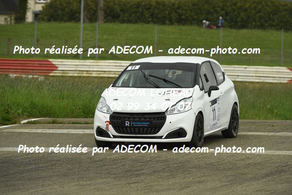 http://v2.adecom-photo.com/images//5.RALLYE/2024/RALLYE_DE_LOHEAC_2024/TREVILLY_Charley_LESENEY_Thomas/86A_7954.JPG