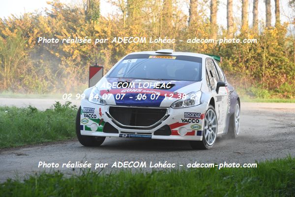 http://v2.adecom-photo.com/images//5.RALLYE/2025/1_RALLYE_LOHEAC_2025/VIELLEPEAU_Sebastien_FOSSEY_Mickael/45A_0110.JPG