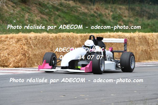 http://v2.adecom-photo.com/images//7.SLALOM/2023/15_SLALOM_LOHEAC_2023/BILLAULT_Bastien/47A_8180.JPG