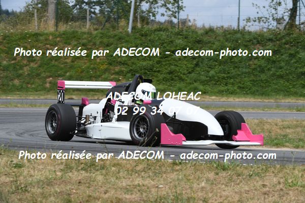 http://v2.adecom-photo.com/images//7.SLALOM/2023/15_SLALOM_LOHEAC_2023/BILLAULT_Bastien/47A_8837.JPG