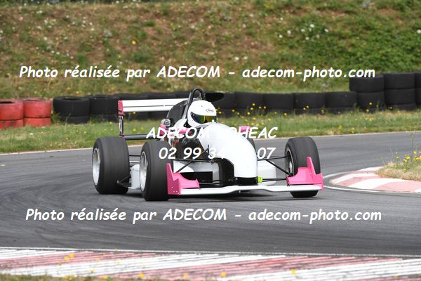 http://v2.adecom-photo.com/images//7.SLALOM/2023/15_SLALOM_LOHEAC_2023/BILLAUT_Stephanie/47A_7312.JPG
