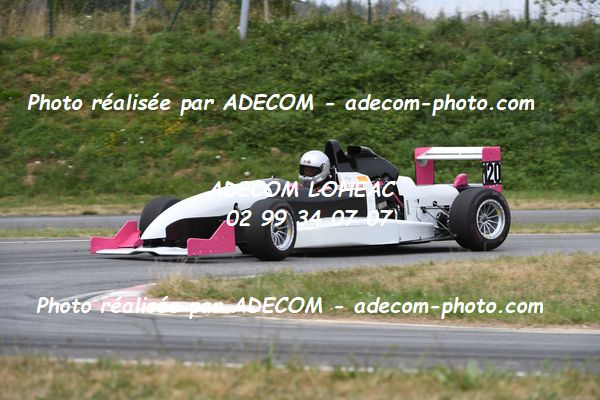 http://v2.adecom-photo.com/images//7.SLALOM/2023/15_SLALOM_LOHEAC_2023/BILLAUT_Stephanie/47A_9338.JPG