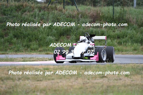 http://v2.adecom-photo.com/images//7.SLALOM/2023/15_SLALOM_LOHEAC_2023/BILLAUT_Stephanie/47A_9523.JPG