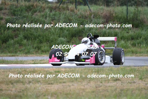 http://v2.adecom-photo.com/images//7.SLALOM/2023/15_SLALOM_LOHEAC_2023/BILLAUT_Stephanie/47A_9524.JPG