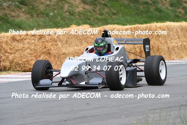 http://v2.adecom-photo.com/images//7.SLALOM/2023/15_SLALOM_LOHEAC_2023/BOAILLON_Aurelien/47A_8058.JPG