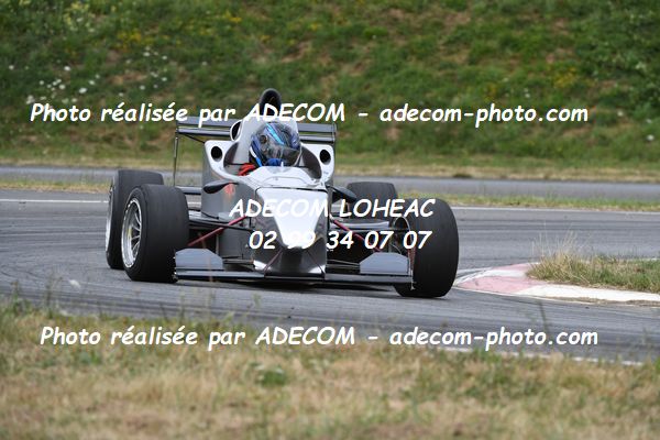 http://v2.adecom-photo.com/images//7.SLALOM/2023/15_SLALOM_LOHEAC_2023/CHATELIER_Emily/47A_9335.JPG