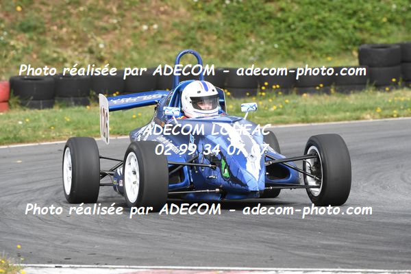 http://v2.adecom-photo.com/images//7.SLALOM/2023/15_SLALOM_LOHEAC_2023/DENIS_Auria/47A_7215.JPG