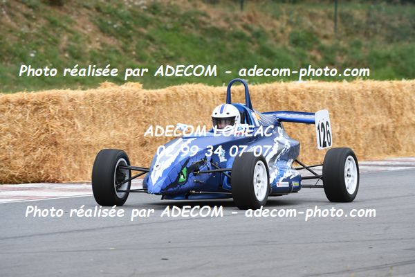 http://v2.adecom-photo.com/images//7.SLALOM/2023/15_SLALOM_LOHEAC_2023/DENIS_Auria/47A_8041.JPG
