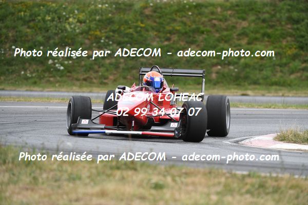 http://v2.adecom-photo.com/images//7.SLALOM/2023/15_SLALOM_LOHEAC_2023/DROUET_Bastien/47A_9534.JPG