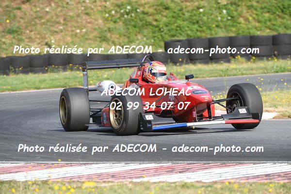 http://v2.adecom-photo.com/images//7.SLALOM/2023/15_SLALOM_LOHEAC_2023/DROUET_Gaetan/47A_7063.JPG