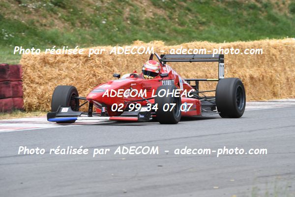 http://v2.adecom-photo.com/images//7.SLALOM/2023/15_SLALOM_LOHEAC_2023/DROUET_Gaetan/47A_8069.JPG