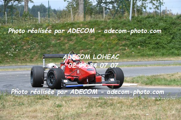 http://v2.adecom-photo.com/images//7.SLALOM/2023/15_SLALOM_LOHEAC_2023/DROUET_Gaetan/47A_8858.JPG