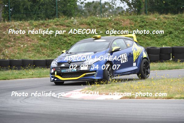 http://v2.adecom-photo.com/images//7.SLALOM/2023/15_SLALOM_LOHEAC_2023/HAVARD_Alexandre/47A_7495.JPG
