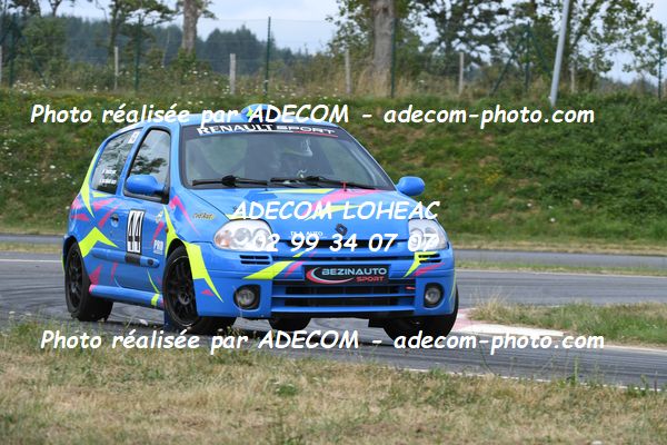 http://v2.adecom-photo.com/images//7.SLALOM/2023/15_SLALOM_LOHEAC_2023/JAULIN_Eric/47A_9172.JPG