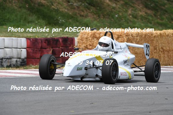 http://v2.adecom-photo.com/images//7.SLALOM/2023/15_SLALOM_LOHEAC_2023/LAIDET_Noe/47A_8533.JPG