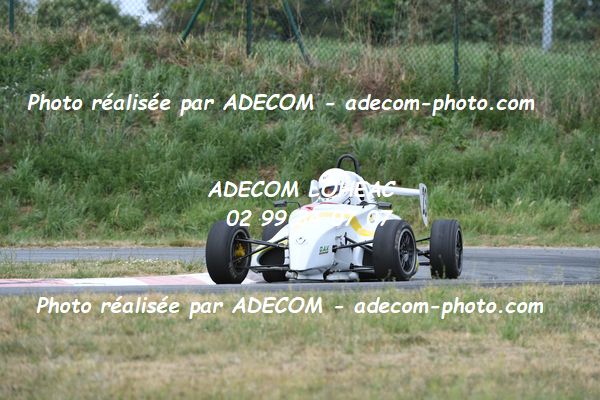 http://v2.adecom-photo.com/images//7.SLALOM/2023/15_SLALOM_LOHEAC_2023/LAIDET_Noe/47A_9314.JPG