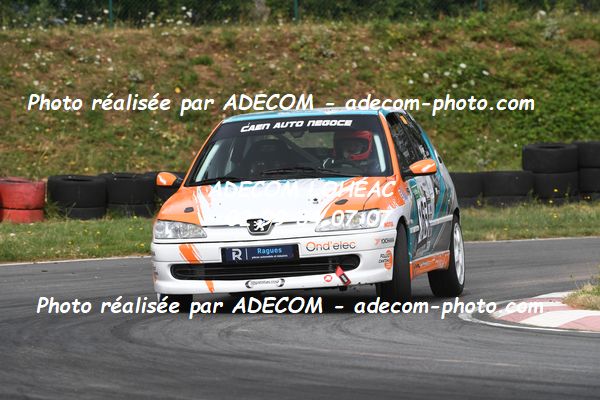 http://v2.adecom-photo.com/images//7.SLALOM/2023/15_SLALOM_LOHEAC_2023/LEDOT_Aurore/47A_7389.JPG