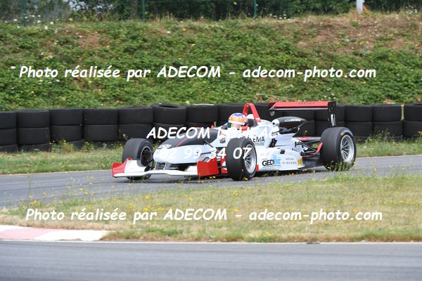 http://v2.adecom-photo.com/images//7.SLALOM/2023/15_SLALOM_LOHEAC_2023/LEMOINE_Corentin/47A_7879.JPG