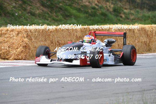 http://v2.adecom-photo.com/images//7.SLALOM/2023/15_SLALOM_LOHEAC_2023/LEMOINE_Corentin/47A_8707.JPG